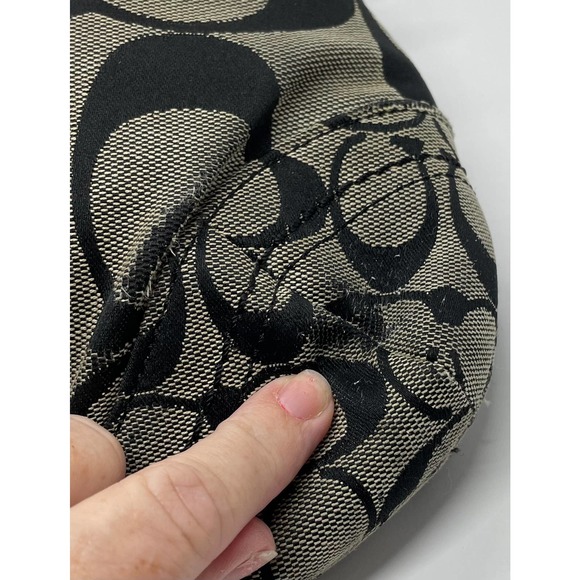 Coach Soho Black Signature Logo Jacquard Patent Leather Shoulder Bag F12316 - Picture 6 of 7